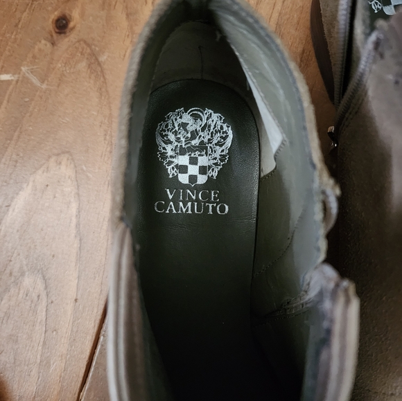 Vince Camuto Size 9 1/2 Jody Ankle Boot - Picture 7 of 9